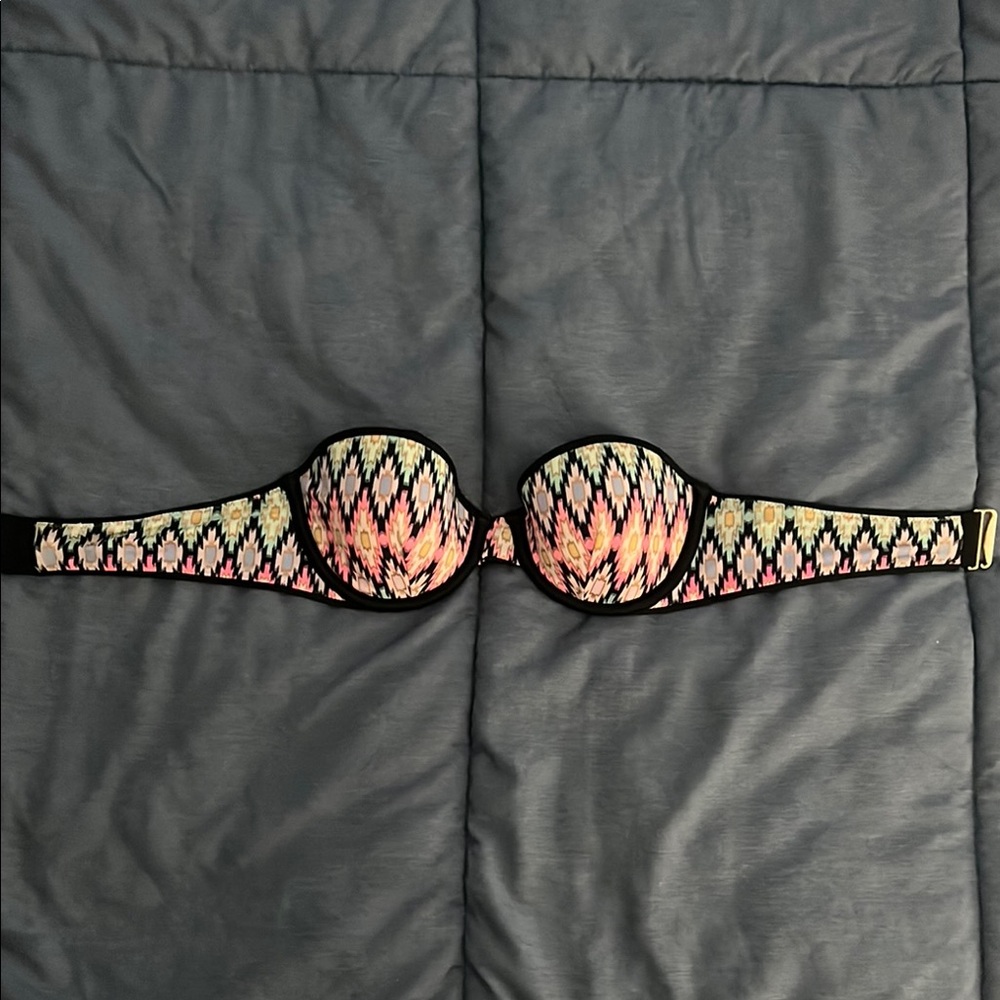 Victoria’s Secret Bikini Top